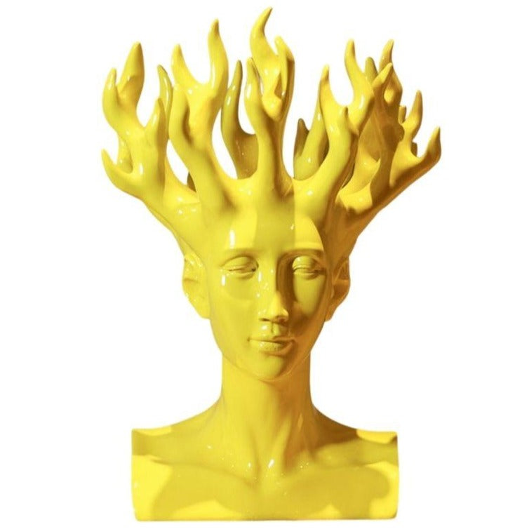 Estátua Mulher Vaso Amarelo